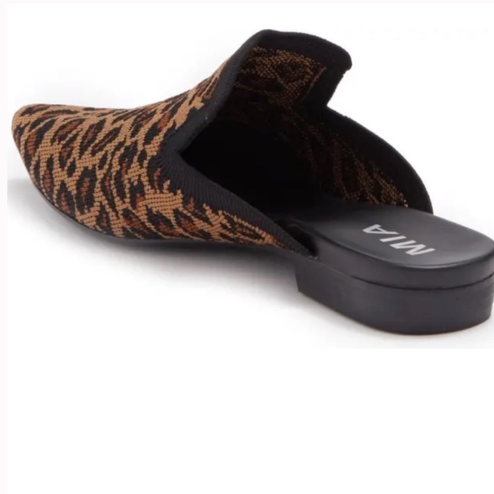 New in box. MIA Knit Leopard Mule. Size 8.5 - Picture 2 of 11